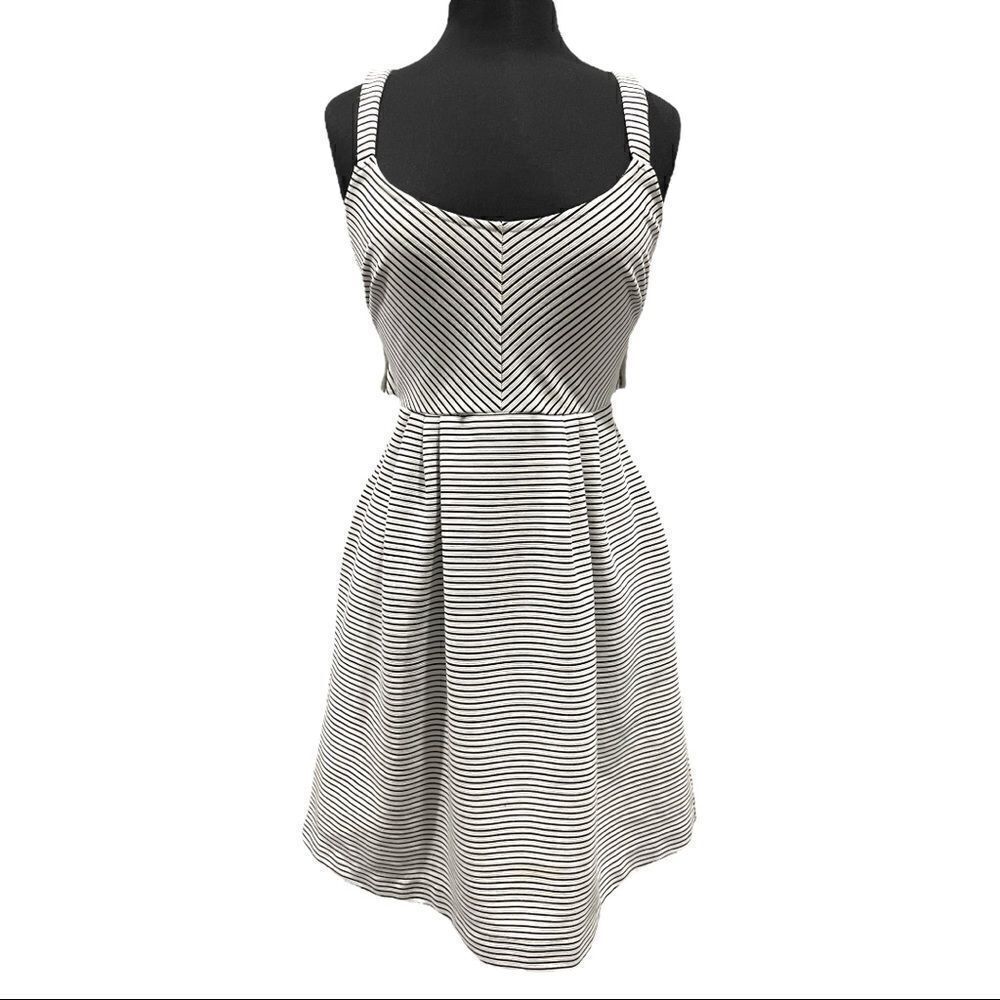 𝅺ANTHROPOLOGIE Postmark Stripe Rolo Crossback Dress Sz M